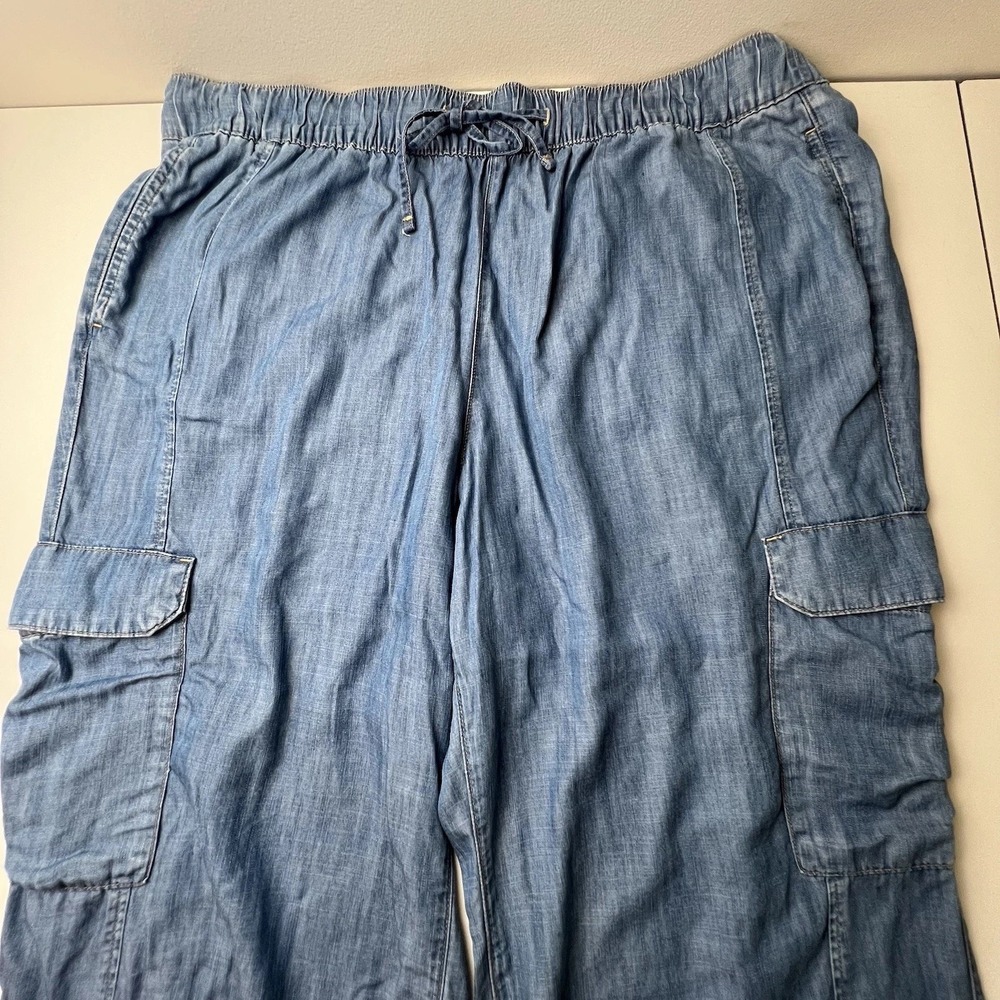 Lane Bryant Plus 22 High Rise Pull On Cargo Crop Jean Jogger - Picture 5 of 16